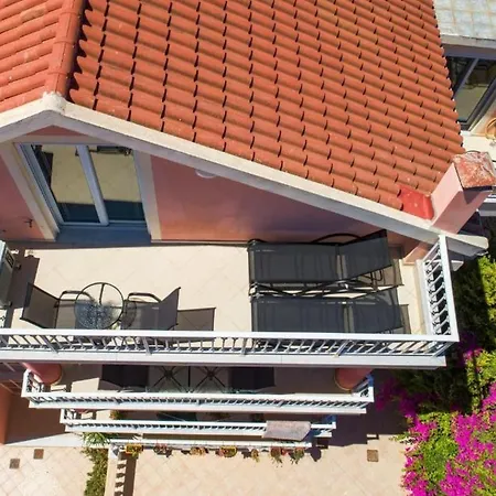 Elegant Penthouse With Sea View 公寓 *