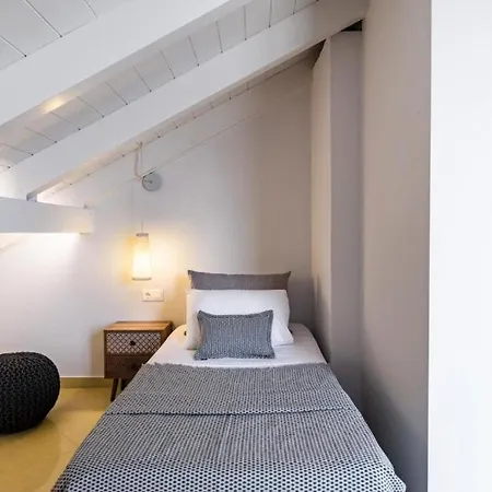 Elegant Penthouse With Sea View 公寓 阿尔戈斯托利翁