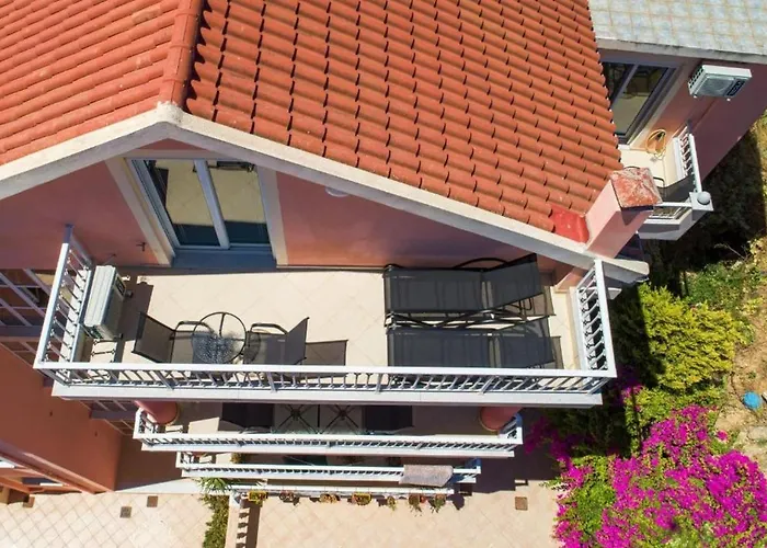 Elegant Penthouse With Sea View Appartamento *